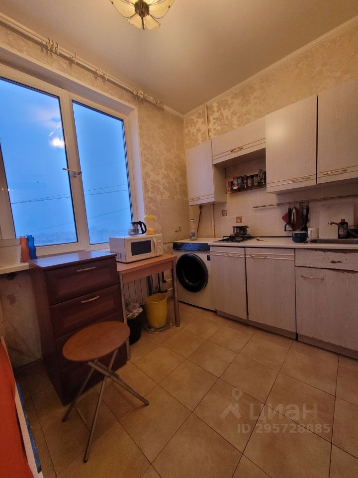 Продажа 1-комн квартиры на вторичном рынке Медынская улица, 4/1
