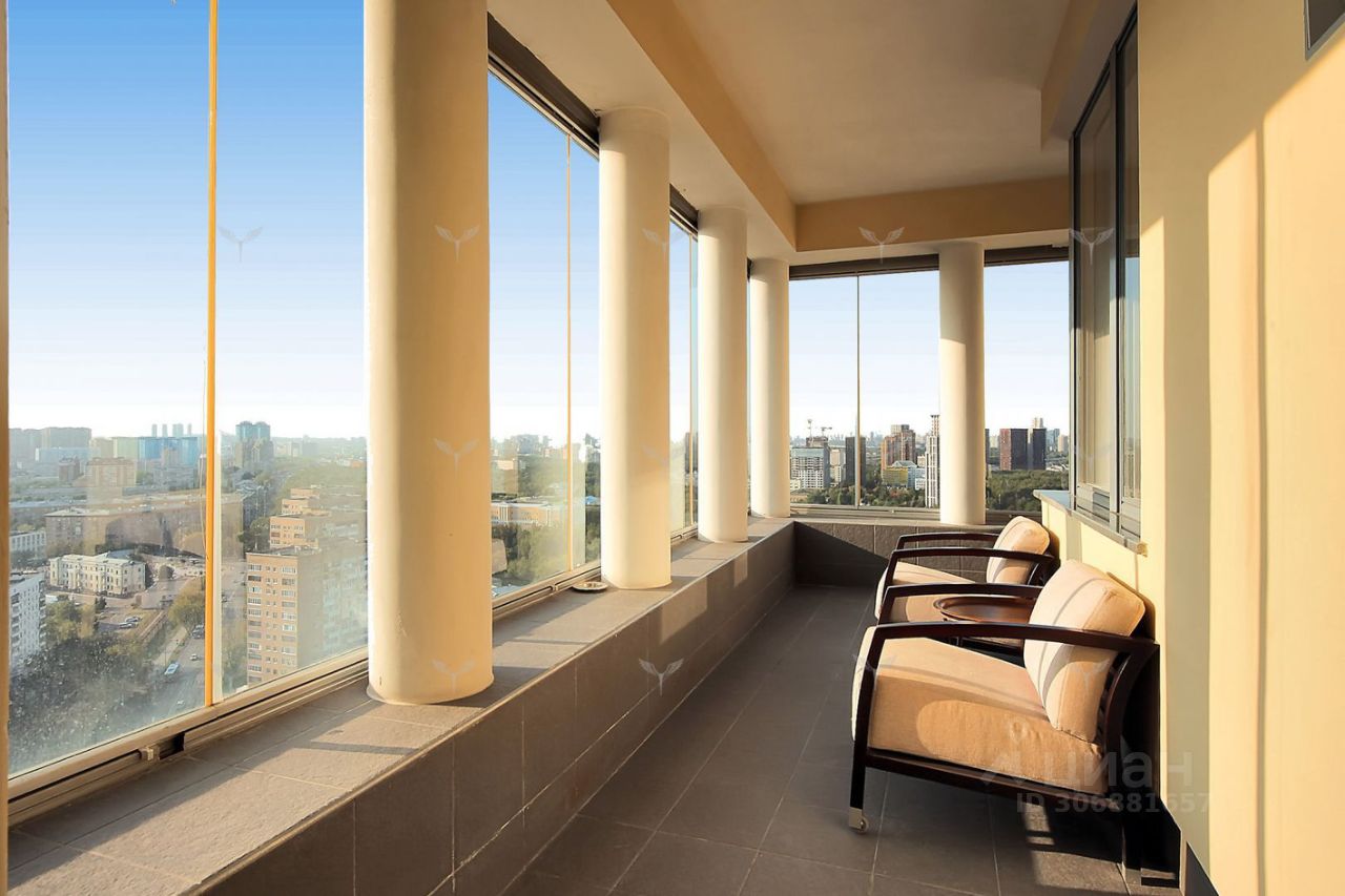 Продажа 5-комн квартиры на вторичном рынке улица Маршала Бирюзова, 32К1