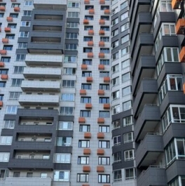 Продажа 4-комн квартиры на вторичном рынке Радиальная 6-я ул,  д. 7/6,  к. 3