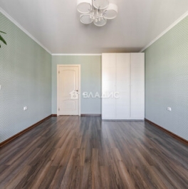 Продажа 3-комн квартиры на вторичном рынке Бугры, ул Полевая,  д. 16