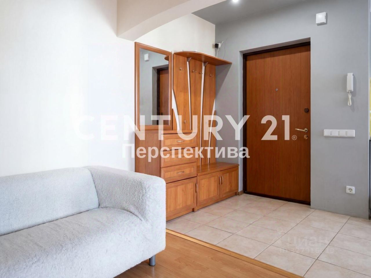 Продажа 3-комн квартиры на вторичном рынке Братиславская улица, 22