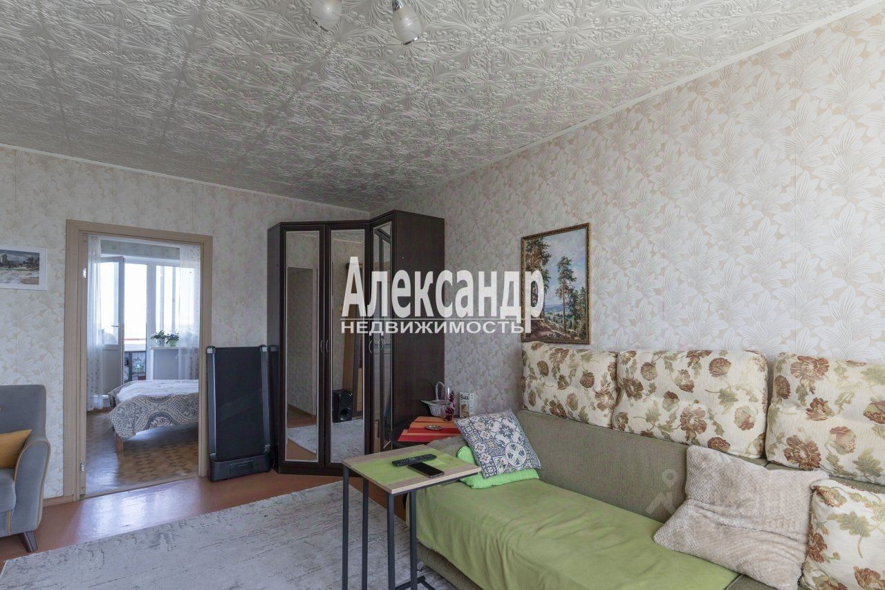Продажа 4-комн квартиры на вторичном рынке Выборг, улица Большая Каменная, 3