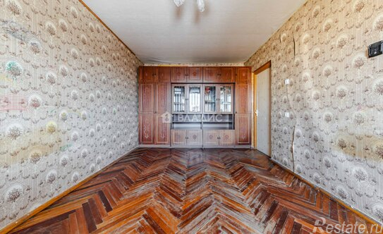 Продажа 3-комн квартиры на вторичном рынке Большевиков пр-кт,  д. 45
