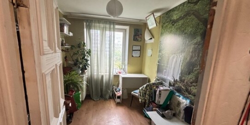 4-комн квартира ул Белозерская,  д. 11Б