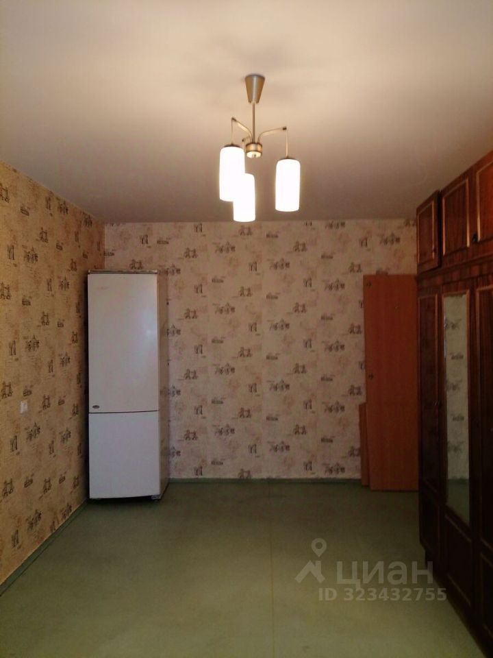 Продажа комнаты улица Летчика Пилютова, 5