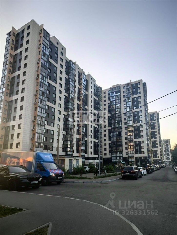 Продажа 3-комн квартиры на вторичном рынке 4А мкр, 4-й мкр, 7