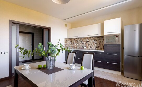 Продажа 2-комн квартиры на вторичном рынке Обуховской обороны пр-кт,  д. 110 к1