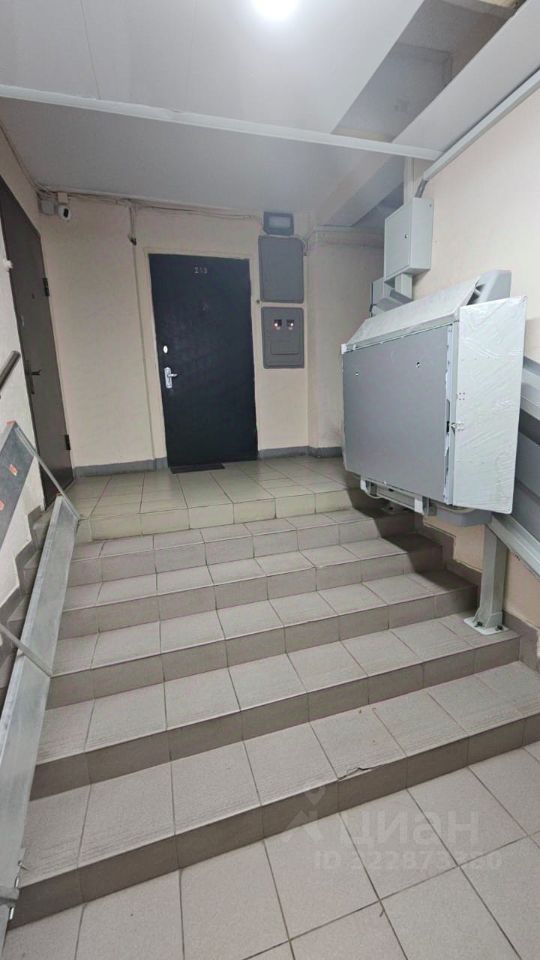 Продажа 4-комн квартиры на вторичном рынке Днепропетровская улица, 37К2