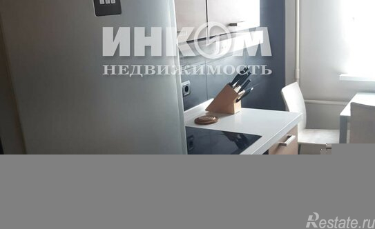 Продажа 2-комн квартиры на вторичном рынке Панферова ул,  д. 11