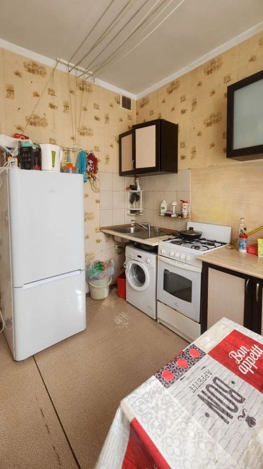 Продажа 3-комн квартиры на вторичном рынке улица Маршала Рыбалко, 18К2