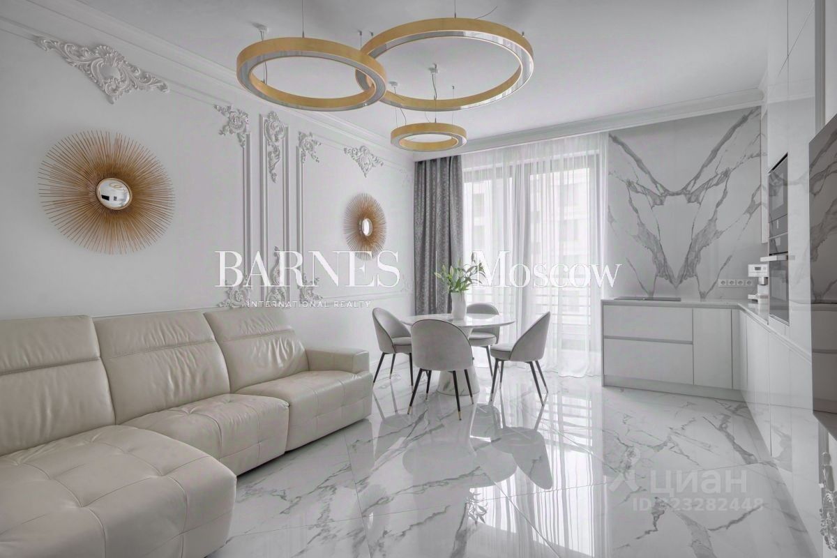 Продажа 3-комн квартиры на вторичном рынке Спортивная улица, 2