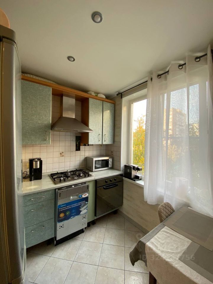 Продажа 3-комн квартиры на вторичном рынке улица Нижняя Масловка, 14