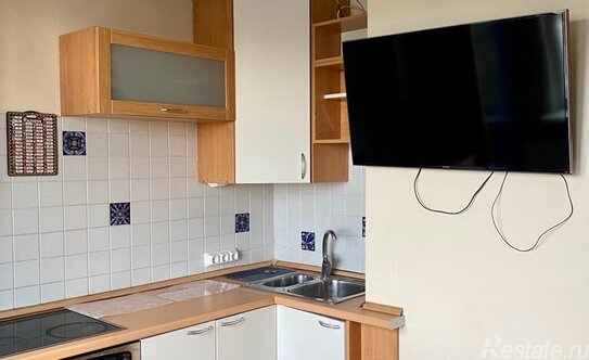 Продажа 2-комн квартиры на вторичном рынке ул Осенняя,  д. 14