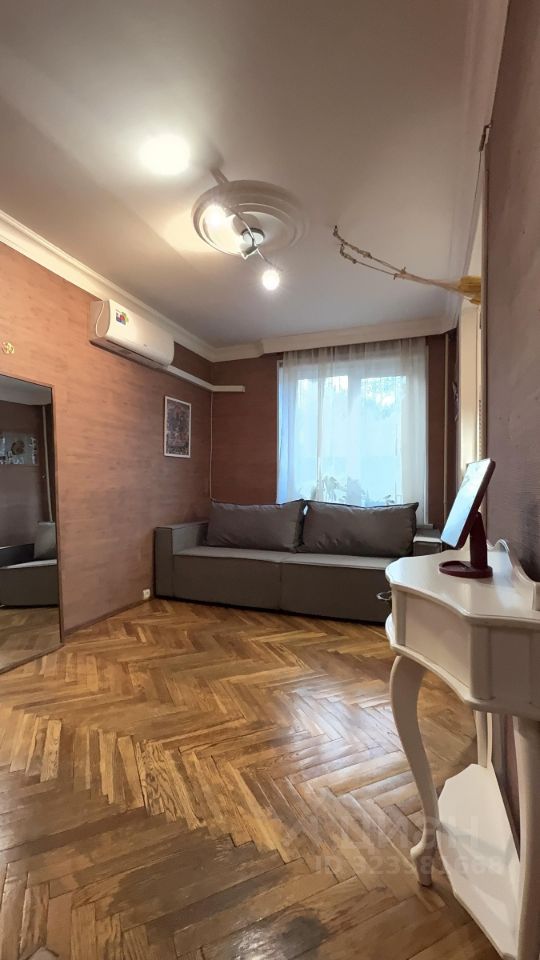 Аренда 2-комн квартиры на вторичном рынке 3-я Владимирская улица, 22/22