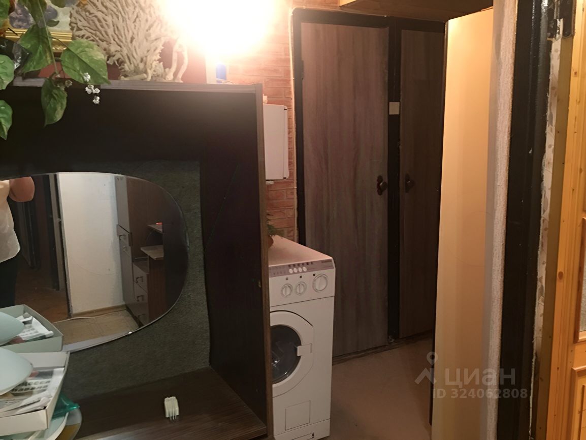 Продажа 3-комн квартиры на вторичном рынке Чертановская улица, 3К2