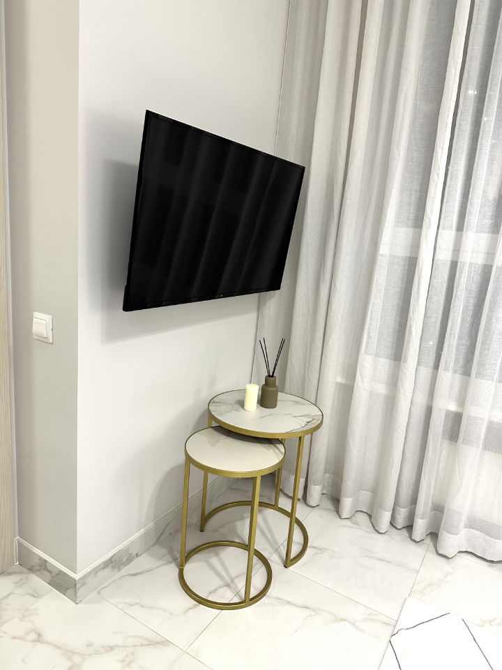 Аренда 2-комн квартиры на вторичном рынке Мантулинская улица, 9к2