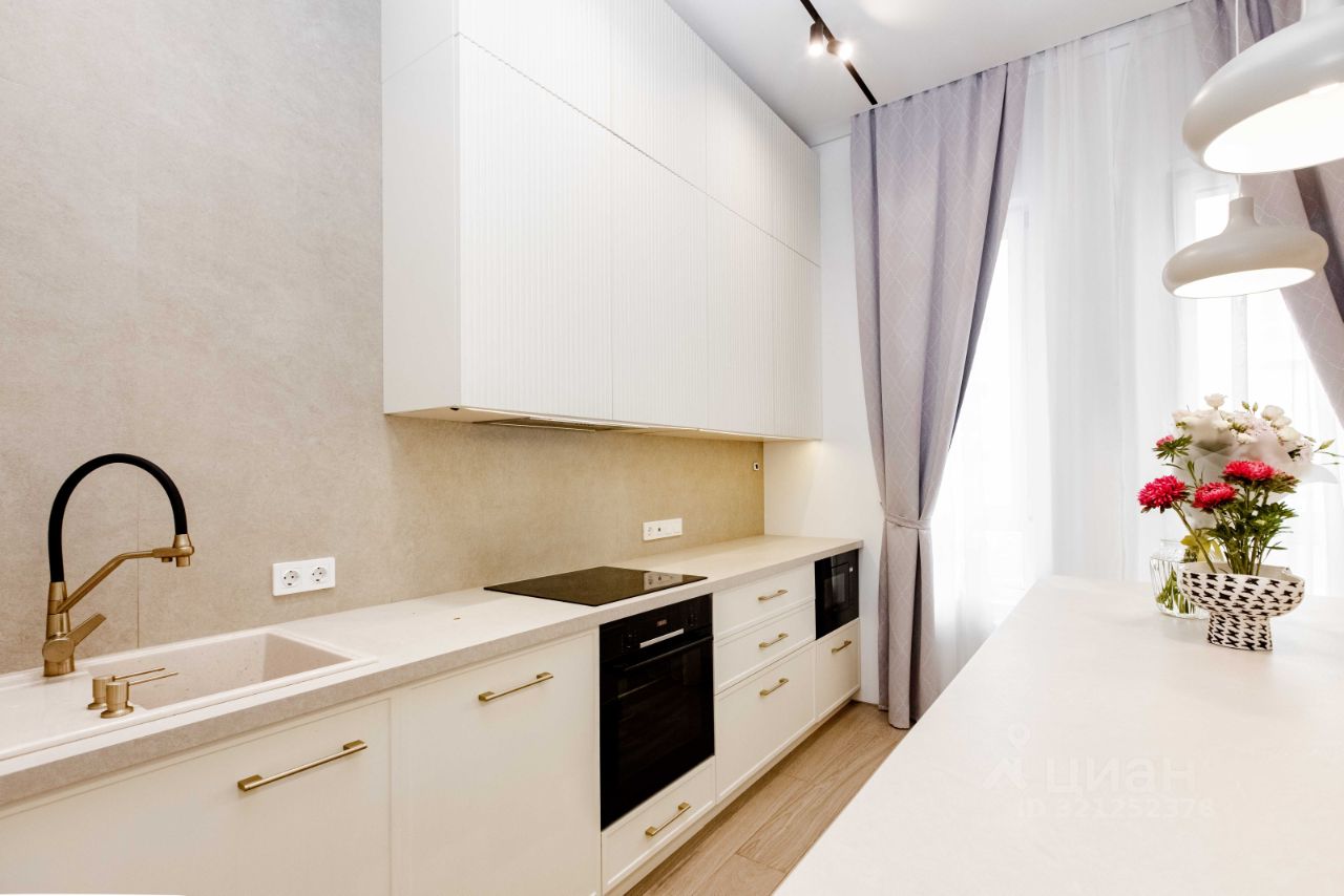 Продажа 3-комн квартиры на вторичном рынке 3-я Хорошевская улица, 17А