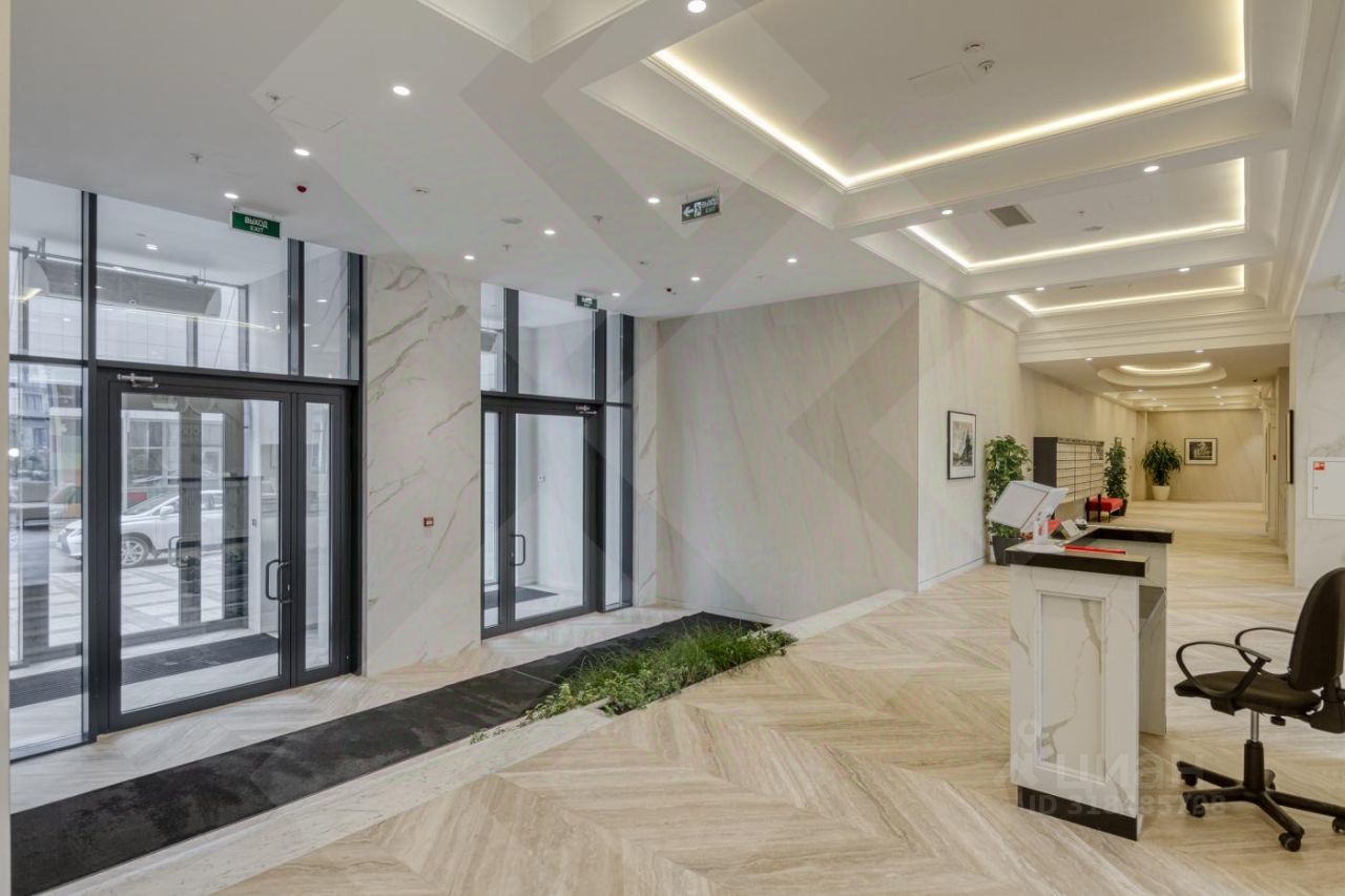 Продажа 4-комн квартиры на вторичном рынке Верхняя улица, 20к1