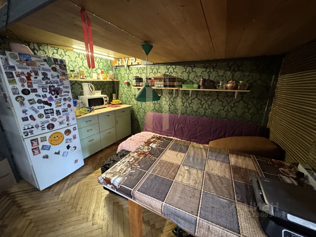 Продажа комнаты Днепропетровская улица, 3