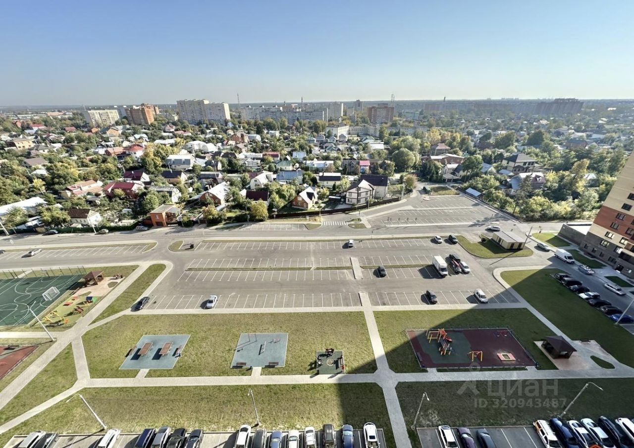 Продажа 1-комн квартиры на вторичном рынке Центральный мкр, улица Кирова, 17к1