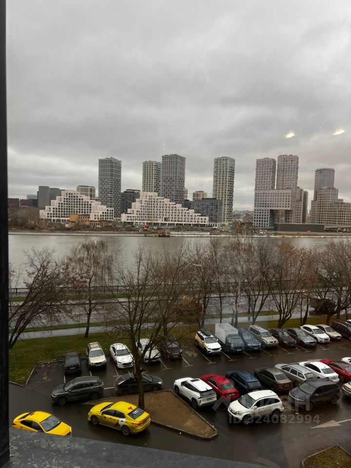 Аренда 2-комн квартиры на вторичном рынке Нагатинская набережная, 10А