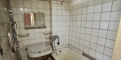 2-комн квартира улица Бажова,  д. 4