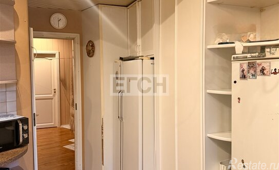 Продажа 3-комн квартиры на вторичном рынке Химки г, Победы ул,  д. 2/15