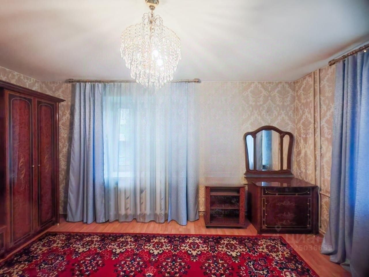 Продажа 3-комн квартиры на вторичном рынке пос. Лесные Поляны, улица Комбикормовый Завод, 13А