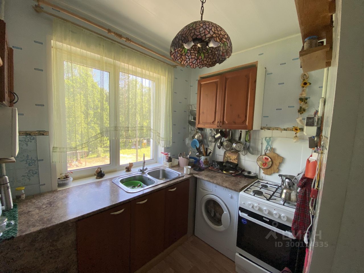 Продажа 3-комн квартиры на вторичном рынке пос. Дом отдыха Живой Ручей, 1