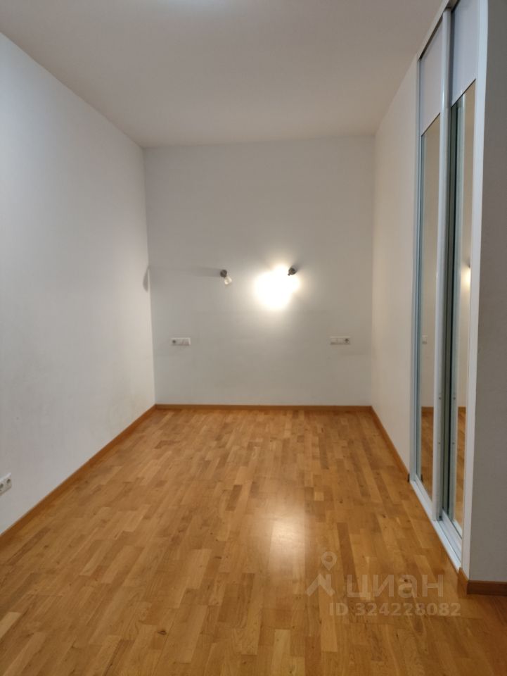 Продажа 1-комн квартиры на вторичном рынке Красногорск, улица Спасская, 1к3