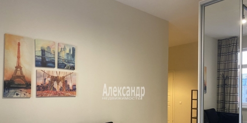 4-комн квартира Детская ул. ,  д. 18