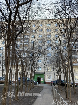 Продажа 1-комн квартиры на вторичном рынке Северный б-р,  д. 12В