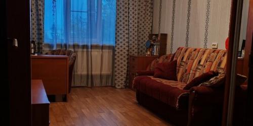 4-комн квартира Колпино г, Веры Слуцкой ул,  д. 19