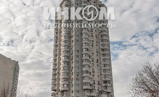 Продажа 3-комн квартиры на вторичном рынке ул Верхние Поля,  д. 16,  к. 1