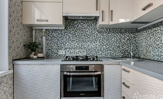 Продажа 3-комн квартиры на вторичном рынке Днепропетровская улица