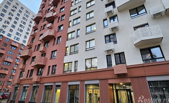 Продажа 2-комн квартиры на вторичном рынке Коробово, Взлётная улица,  д. 2