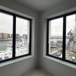 Продажа 3-комн квартиры на вторичном рынке Петровский пр-кт,  д. 28 к2 с1