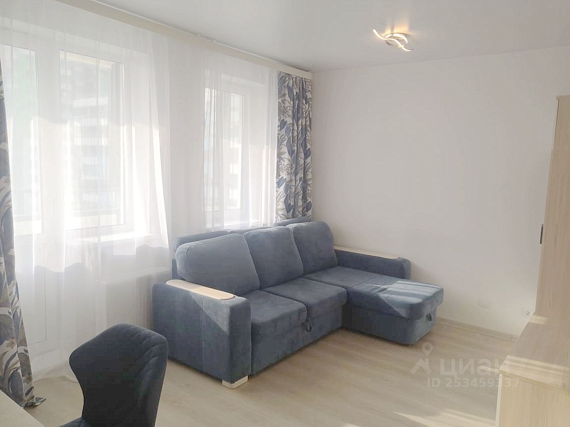 Аренда студии Парашютная улица, 42к2