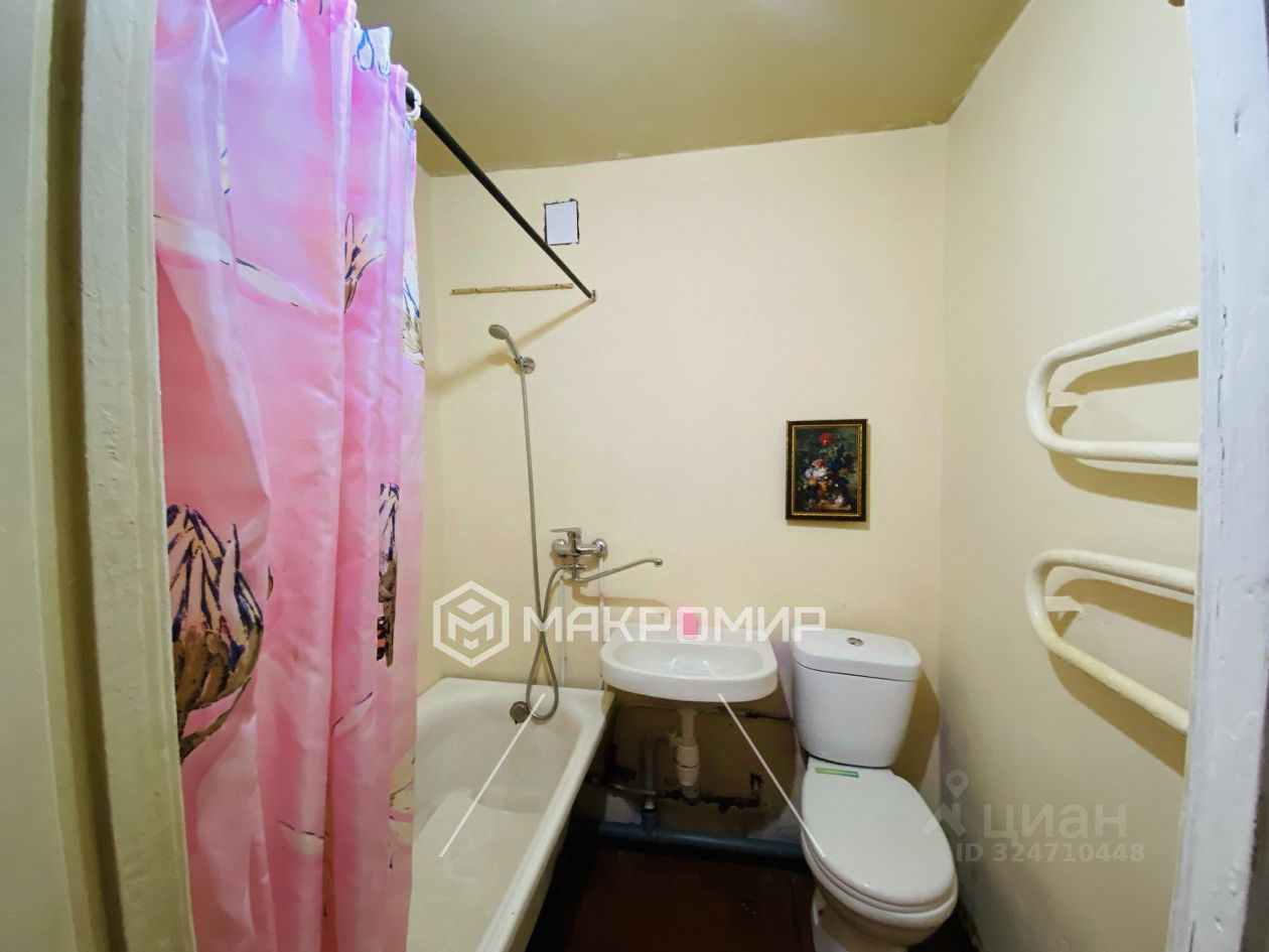 Продажа 1-комн квартиры на вторичном рынке Всеволожск, улица Комсомола, 2