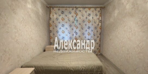 3-комн квартира Петергоф г, Собственный пр-кт,  д. 34