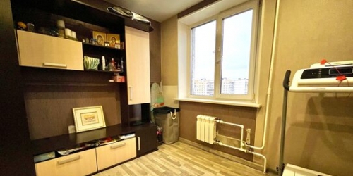 3-комн квартира улица Маршала Полубоярова,  д. 14