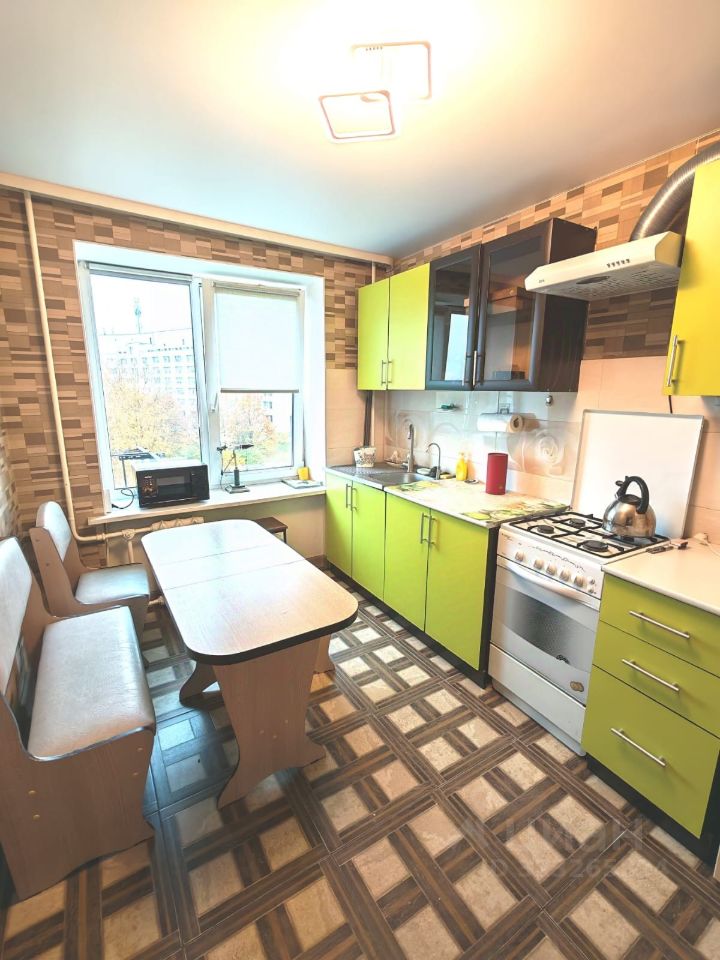 Аренда 2-комн квартиры на вторичном рынке улица Лени Голикова, 62