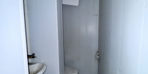 Помещение свободного назначения Большевиков пр-кт,  д. 40