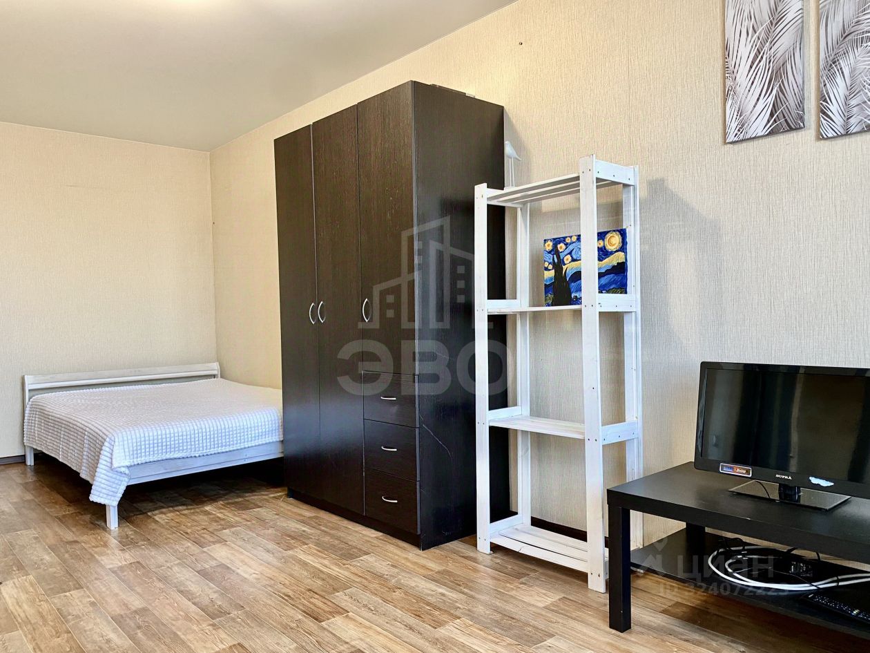 Аренда 1-комн квартиры на вторичном рынке Новоизмайловский проспект, 22К1