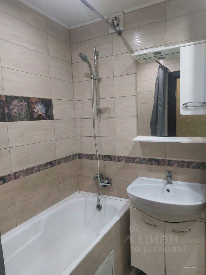 Аренда 2-комн квартиры на вторичном рынке улица Академика Скрябина, 28К2