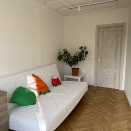 Аренда 2-комн квартиры на вторичном рынке переулок Расковой,  д. 17