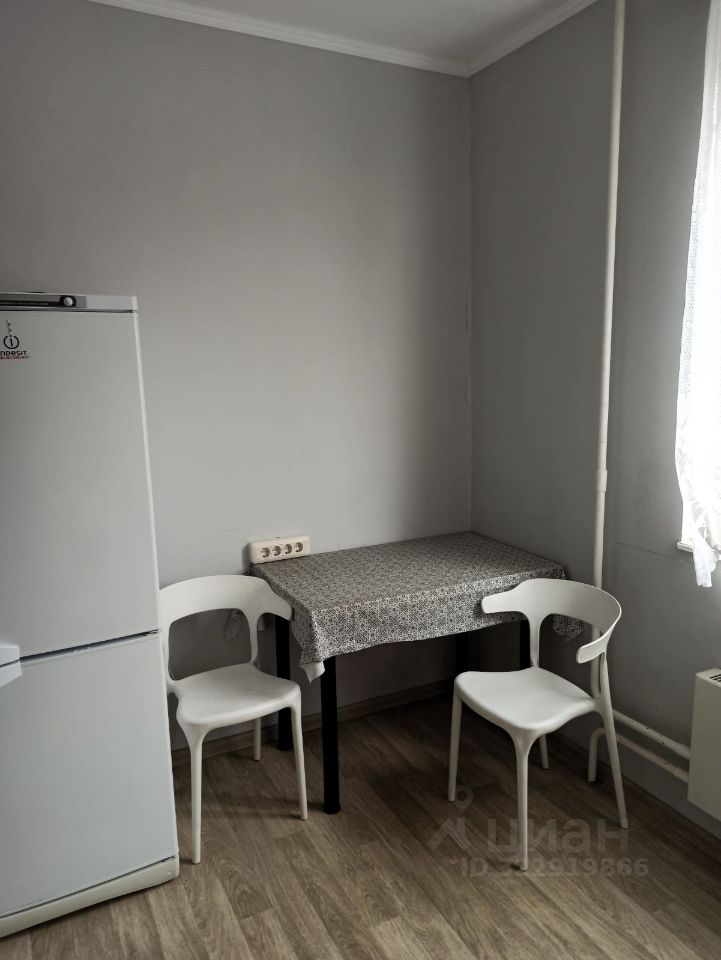 Аренда 1-комн квартиры на вторичном рынке Королев, улица Горького, 12б