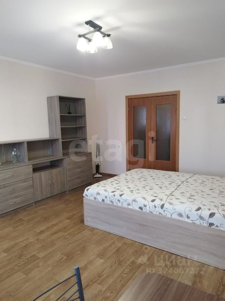 Аренда 2-комн квартиры на вторичном рынке Одинцово, улица Чистяковой, 52