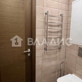 Продажа 2-комн квартиры на вторичном рынке Лазоревый проезд,  д. 5 к4