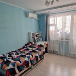 Продажа 2-комн квартиры на вторичном рынке улица Самуила Маршака,  д. 8